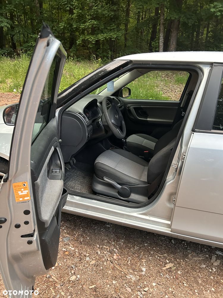 Skoda Fabia - 8