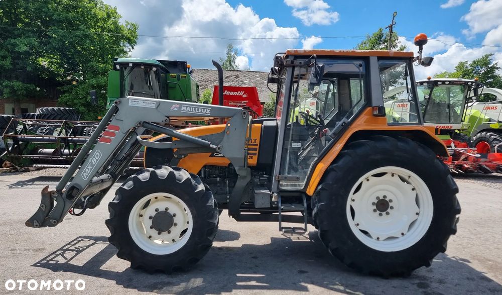 Renault Ceres 335 - 14