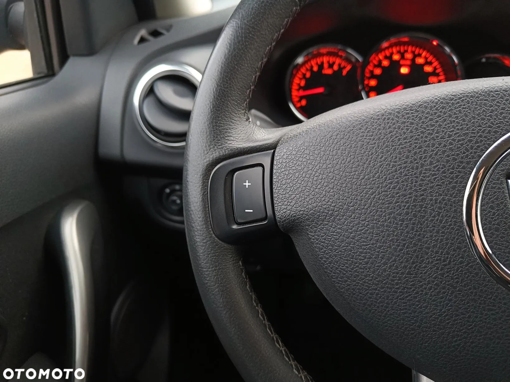Dacia Sandero Stepway TCe 90 Prestige - 36