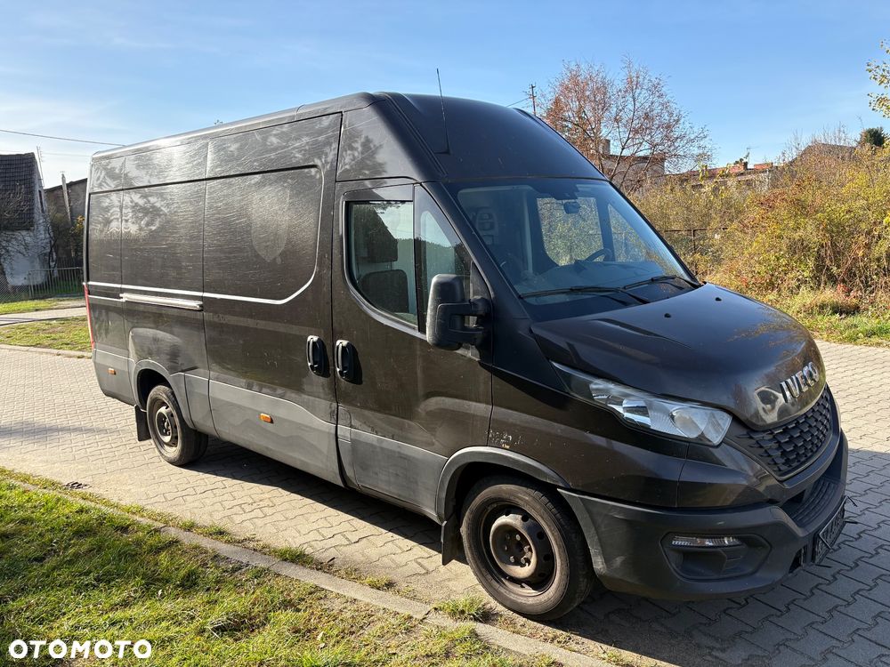 Iveco Daily 35S12 L3H2 2020r ŁADNY! Zabudowa, regały! Uszkodzony silnik - 3