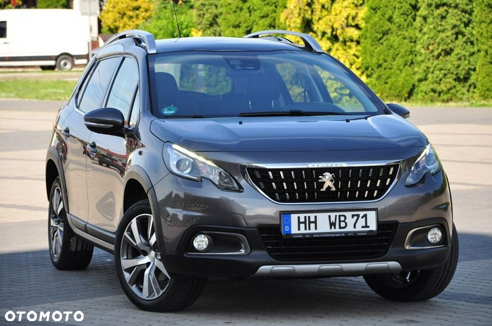 Peugeot 2008 - 8