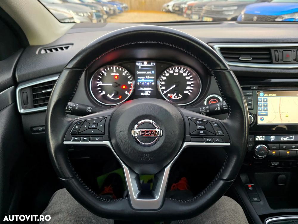 Nissan Qashqai 1.5 DCI N-Connecta - 26