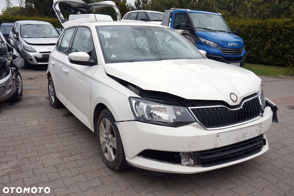 SKODA FABIA III NJ3 5D HB 2016 LF9E 1.0 12V CHYB 75KM QAE BIAŁY na części - 5