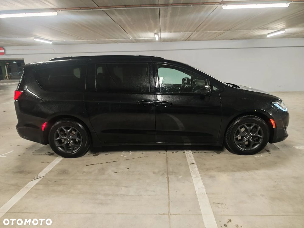 Chrysler Pacifica 2019 photo 4