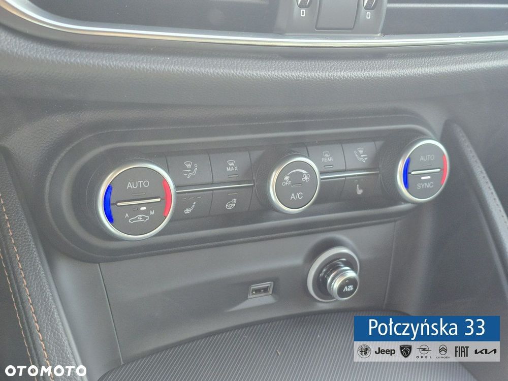 Alfa Romeo Stelvio - 25