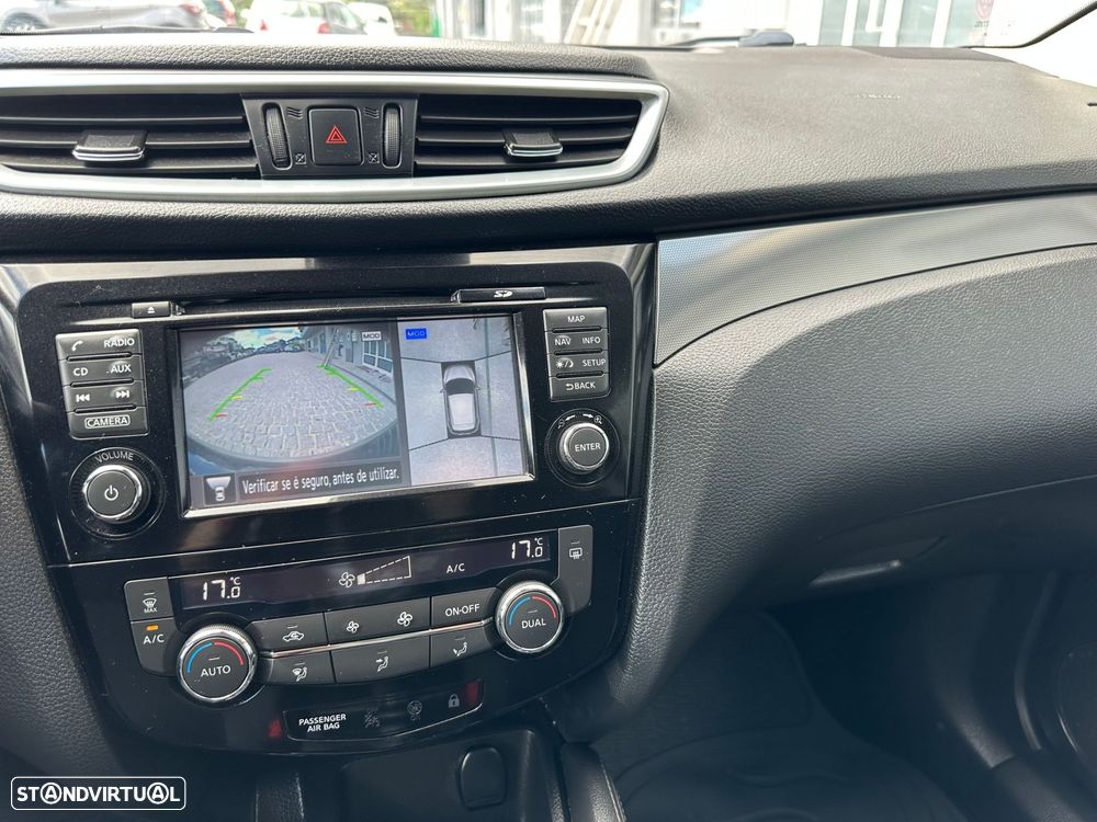 Nissan Qashqai 1.5 dCi N-Connecta 18 - 11