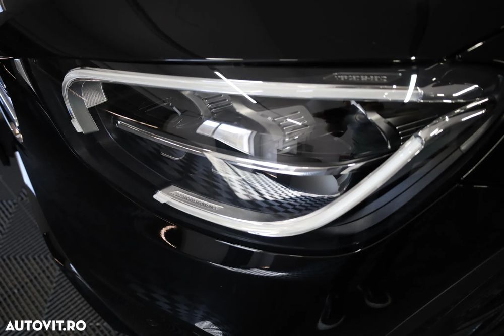 Mercedes-Benz GLC - 32