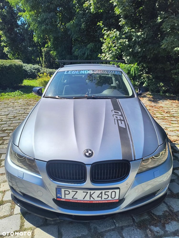 BMW Seria 3 325i - 3