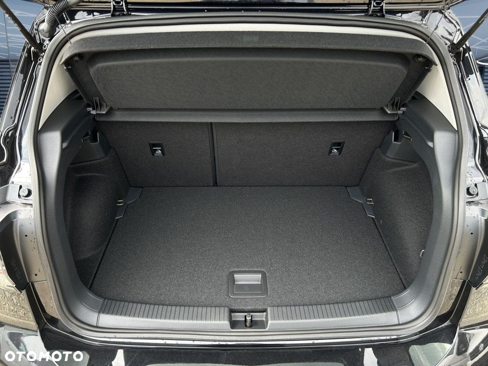 Volkswagen T-Cross - 27