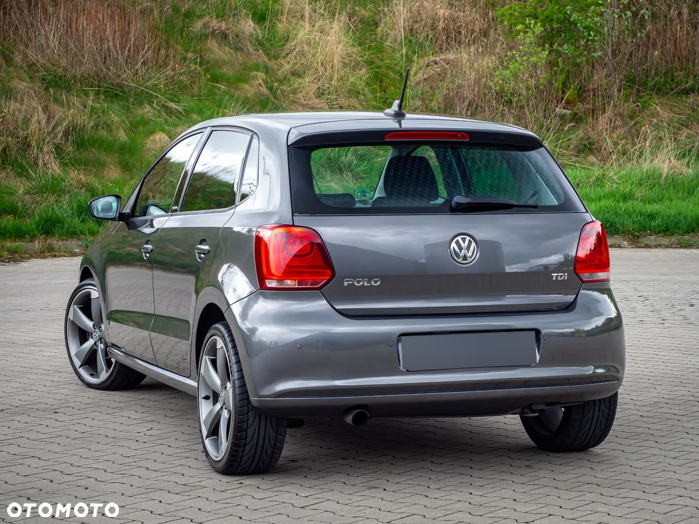 Volkswagen Polo 1.6 TDI DSG Style - 16