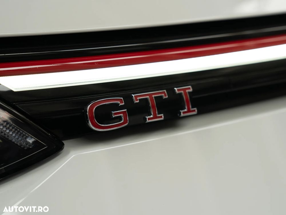 Volkswagen Golf 2.0 TSI OPF DSG GTI - 20