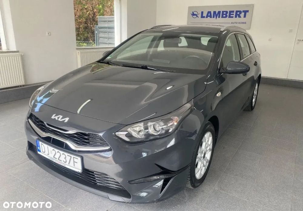 Kia Ceed - 1