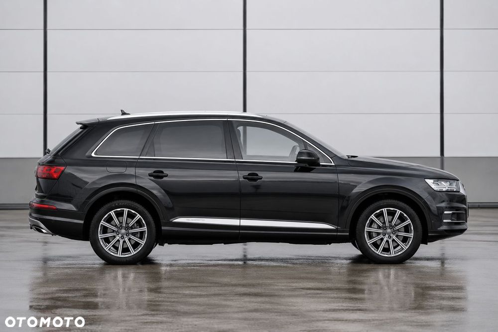 Audi Q7 - 11
