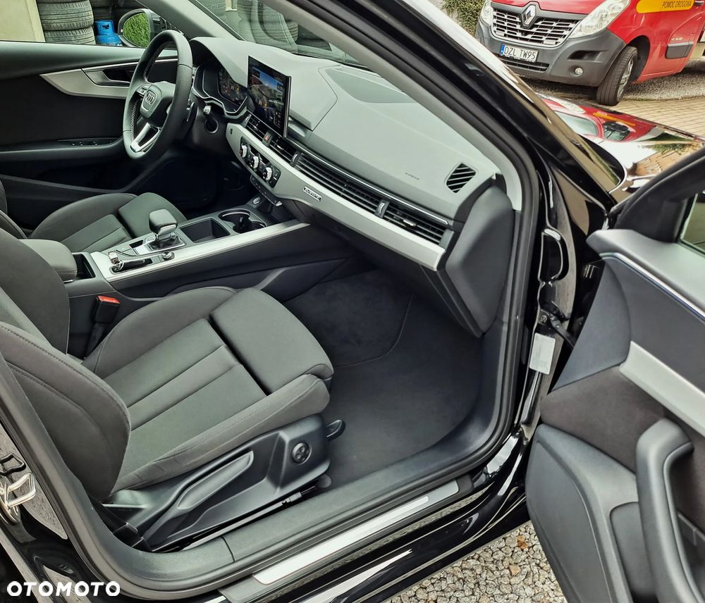 Audi A4 Avant 40 TDI quattro S tronic advanced - 29