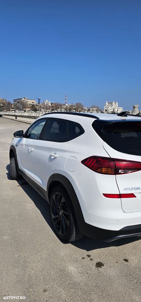 Hyundai Tucson 1.6 CRDi 4WD 7DCT Premium - 3