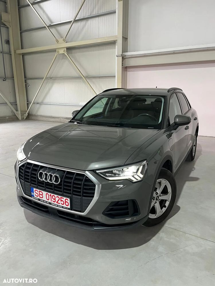 Audi Q3 45 TFSIe S tronic - 3