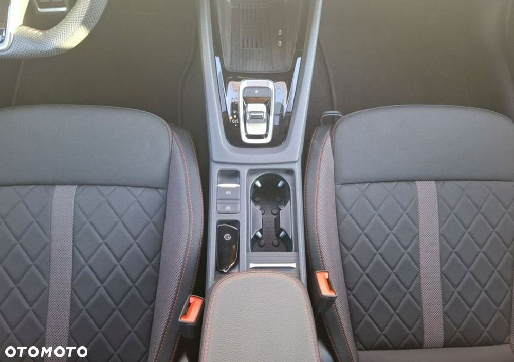 Skoda Octavia 2.0 TSI RS DSG - 9