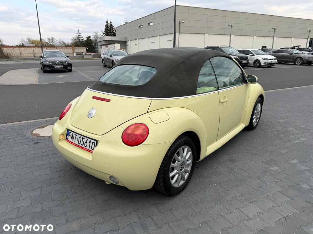 Volkswagen New Beetle 2.0 - 9