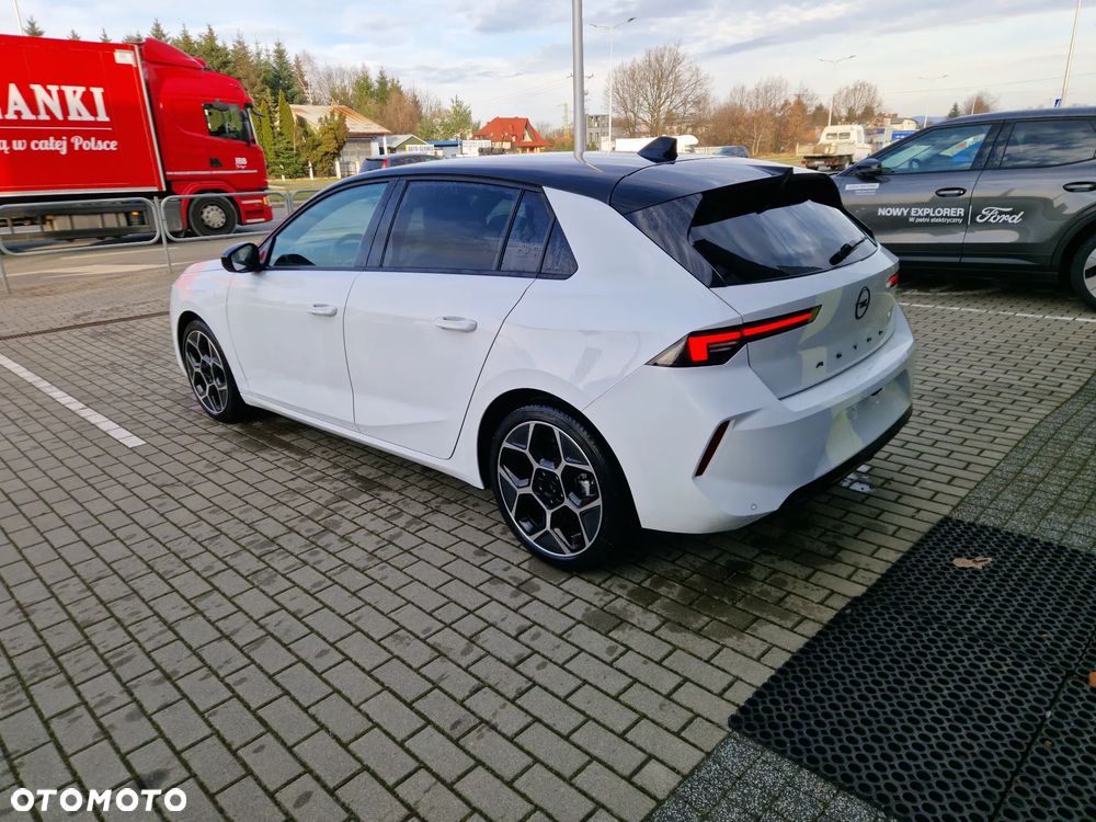 Opel Astra 1.2 T GS Line S&S - 5