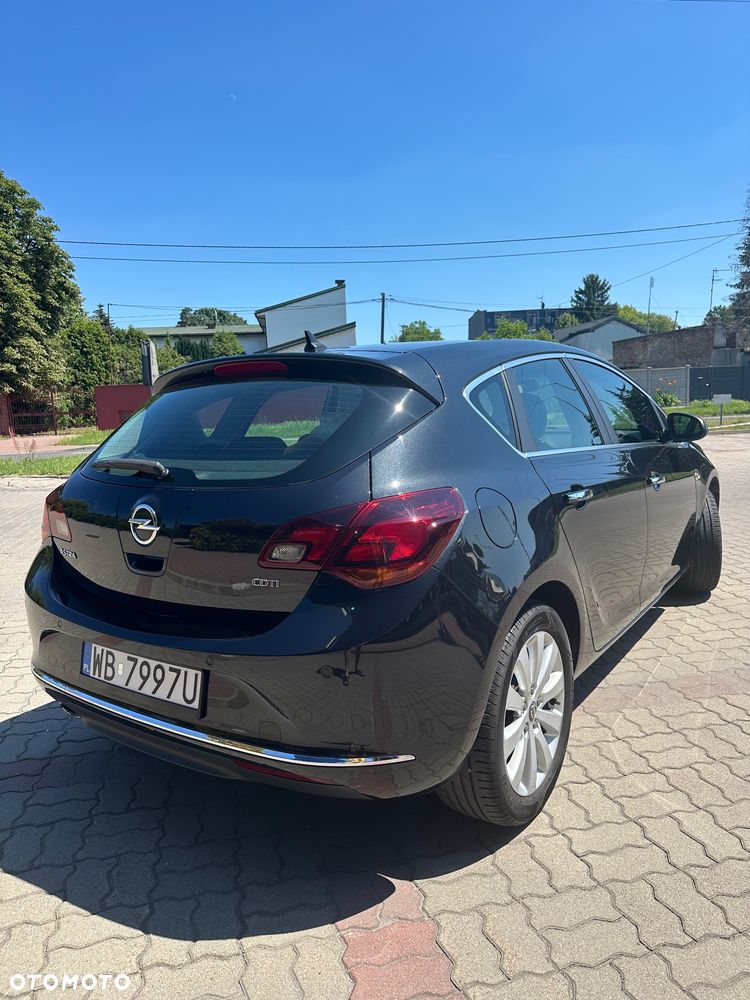 Opel Astra 2.0 CDTI Cosmo - 2