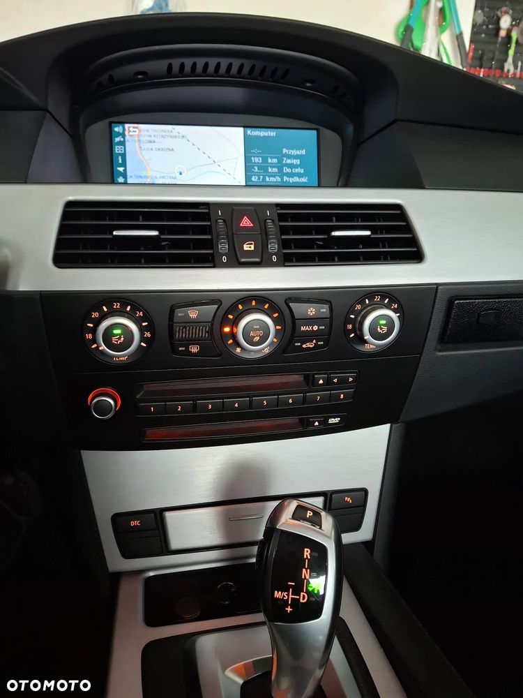 BMW Seria 5 530d - 29