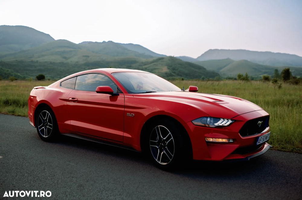 Ford Mustang 5.0 V8 GT - 10