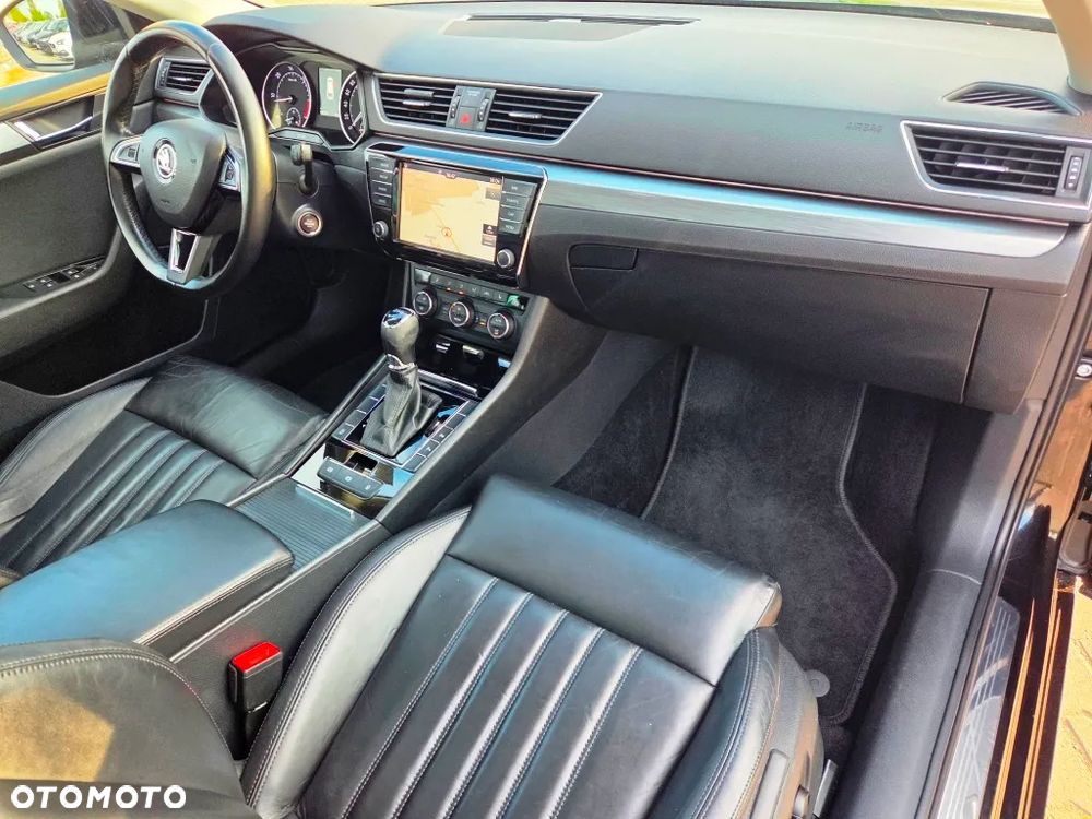 Skoda Superb 1.6 TDI DSG Style - 33