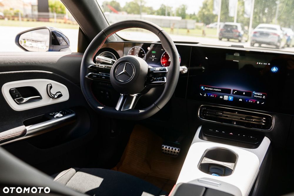 Mercedes-Benz CLA - 17