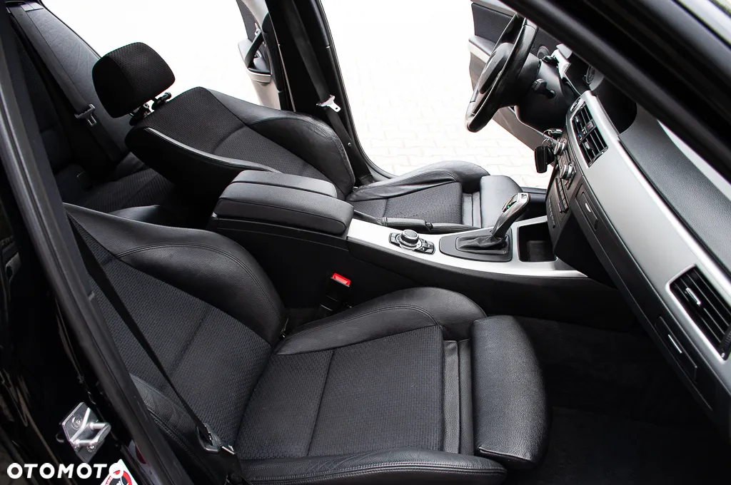 BMW Seria 3 320d xDrive DPF Touring Edition Fleet Exclusive - 6