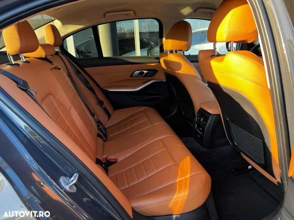 BMW Seria 3 330e Aut. Luxury Line - 10