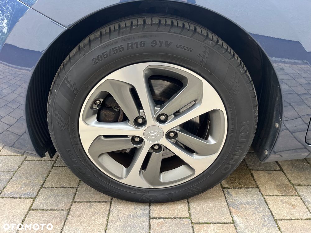 Hyundai i30 blue Kombi 1.6 CRDi Style - 32