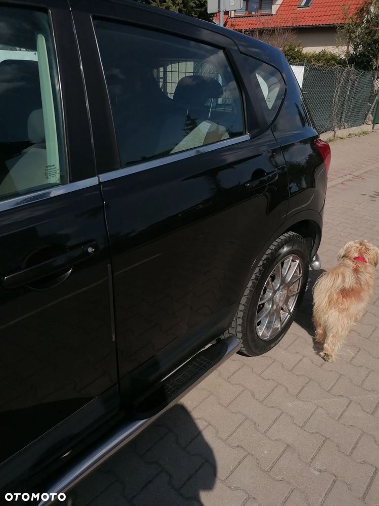 Nissan Qashqai 2.0 4x4 360 - 5