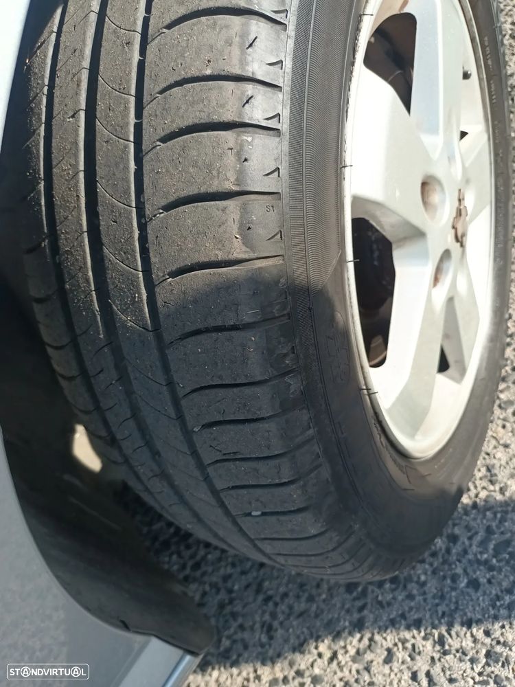 Peugeot 407 SW 1.6 HDi SE Navteq - 21