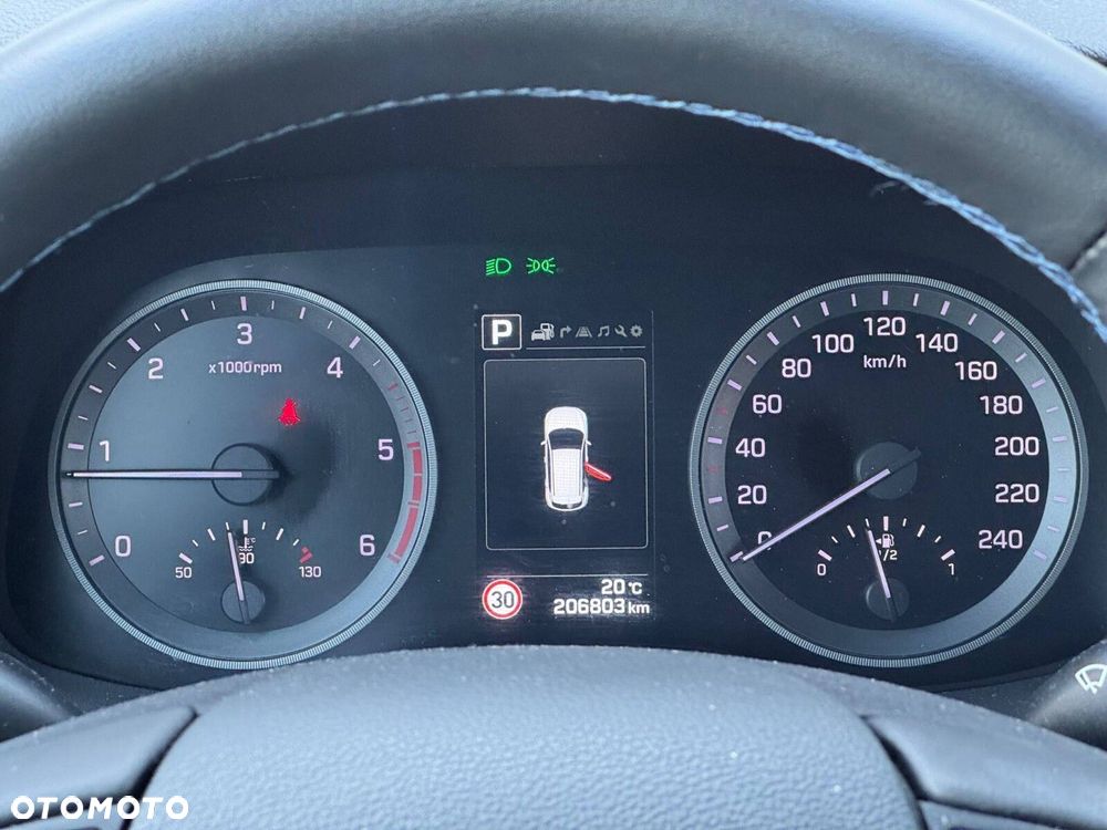 Hyundai Tucson 1.7 CRDI BlueDrive Style 2WD DCT - 19