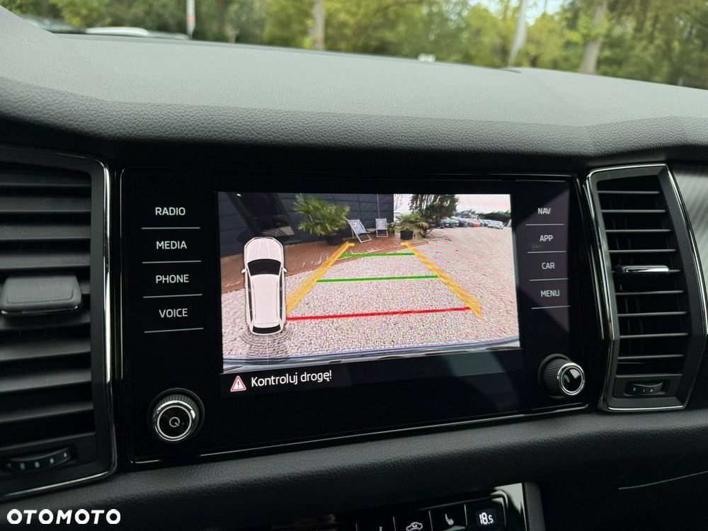 Skoda Kodiaq 2.0 TSI 4x4 DSG Sportline - 6