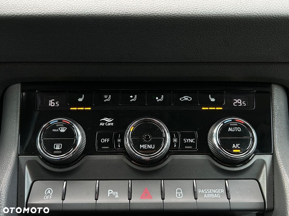 Skoda Karoq 1.5 TSI ACT GPF 4x2 Style DSG - 27