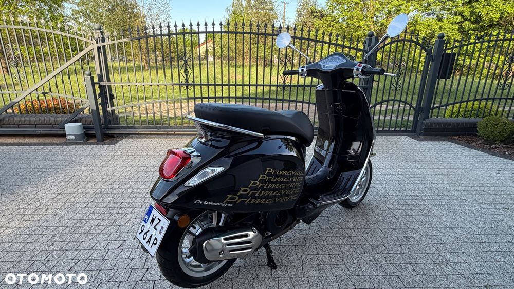 Vespa Primavera - 10