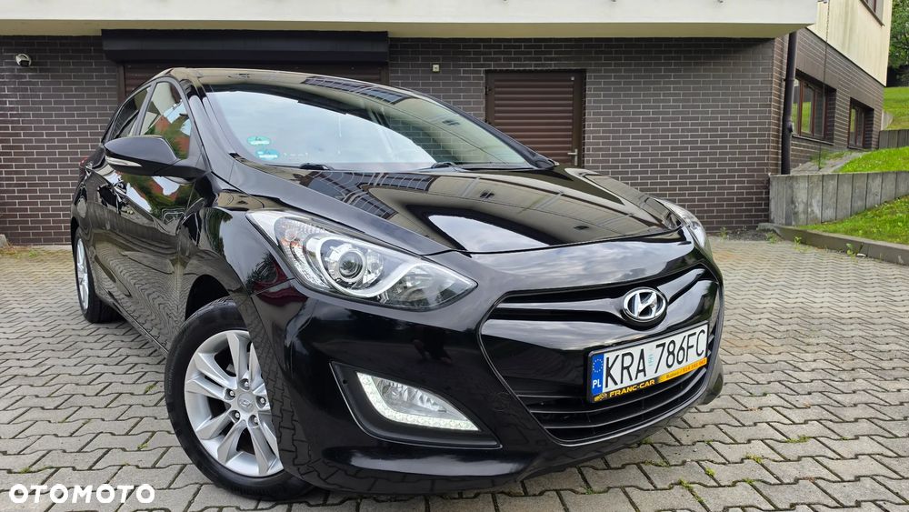 Hyundai i30 1.4 Fifa World Cup Edition - 32