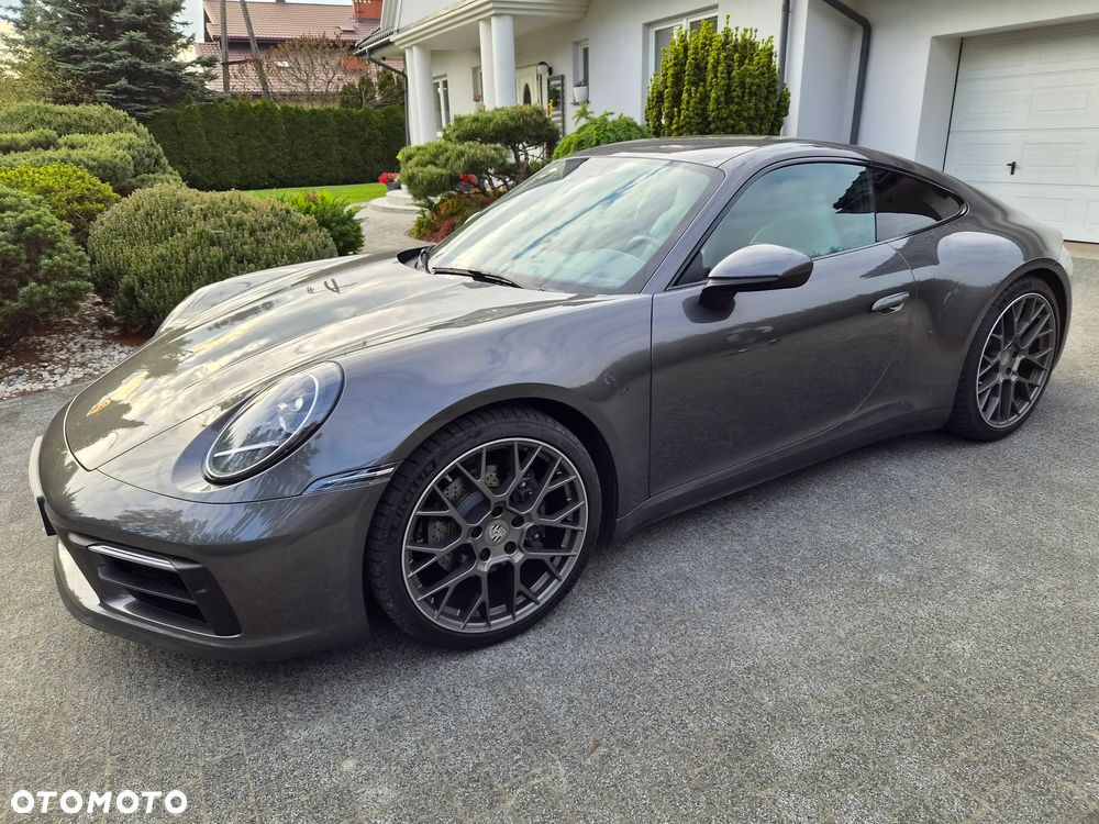 Porsche 911 Carrera - 12