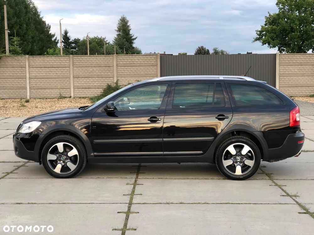 Skoda Octavia 2.0 TDI DPF 4x4 DSG Scout - 1