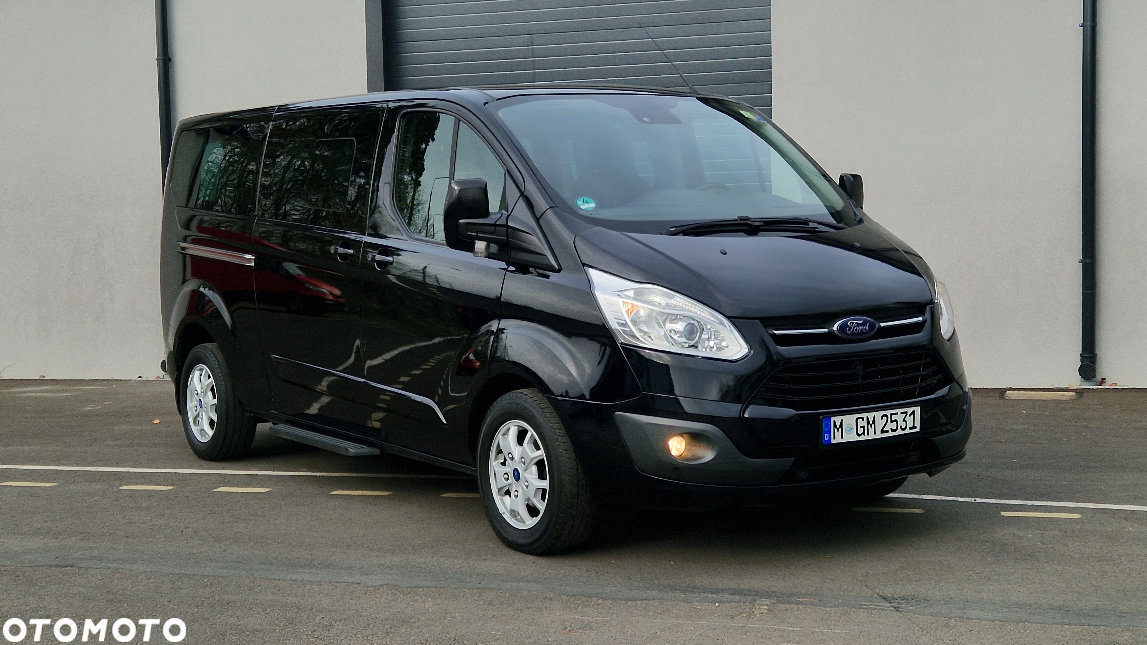 Ford Tourneo Custom 2.0 EcoBlue L2 Shuttle Bus Titanium - 7