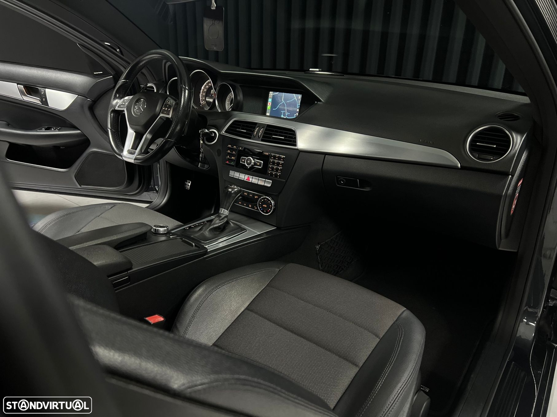 Mercedes-Benz C 220 - 23