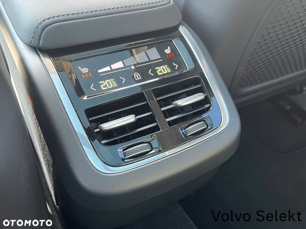 Volvo XC 60 - 38