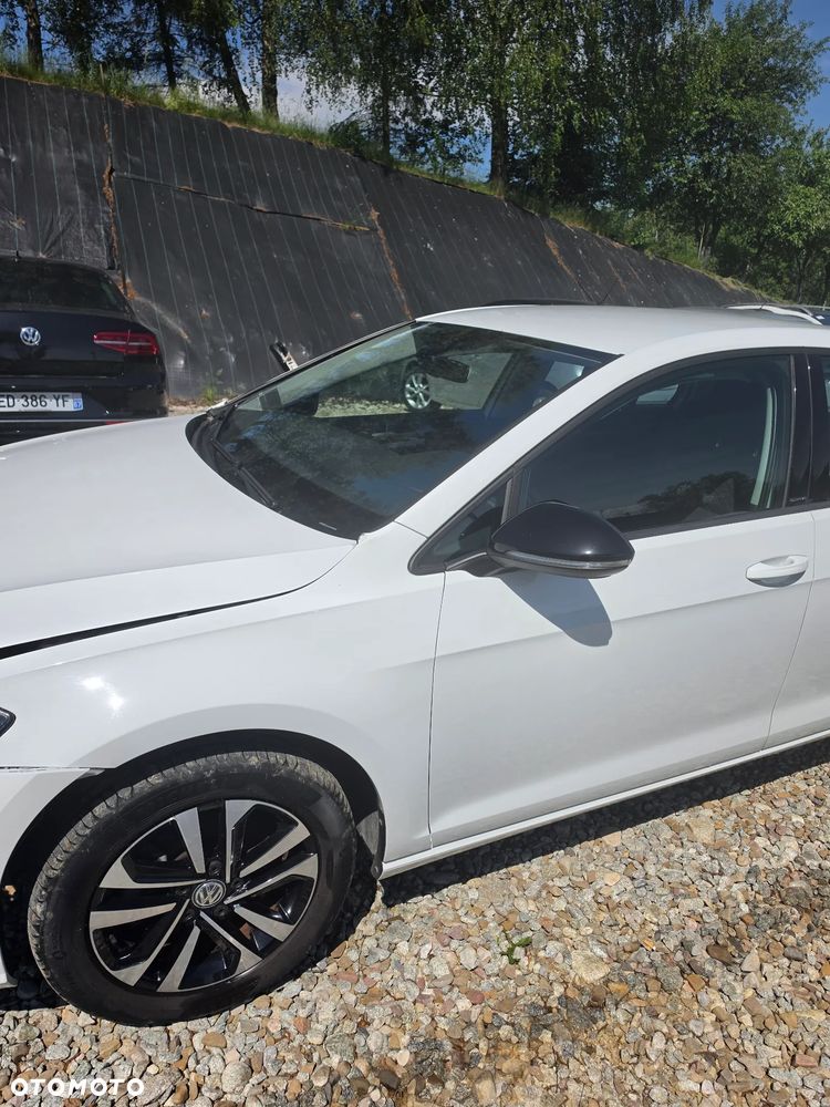 Volkswagen Golf 1.6 TDI SCR IQ.DRIVE - 3