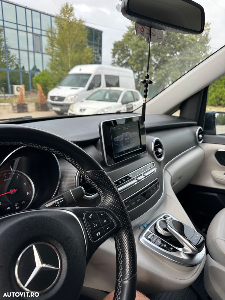 Mercedes-Benz V 220 d kompakt 4Matic 7G-TRONIC Avantgarde - 24
