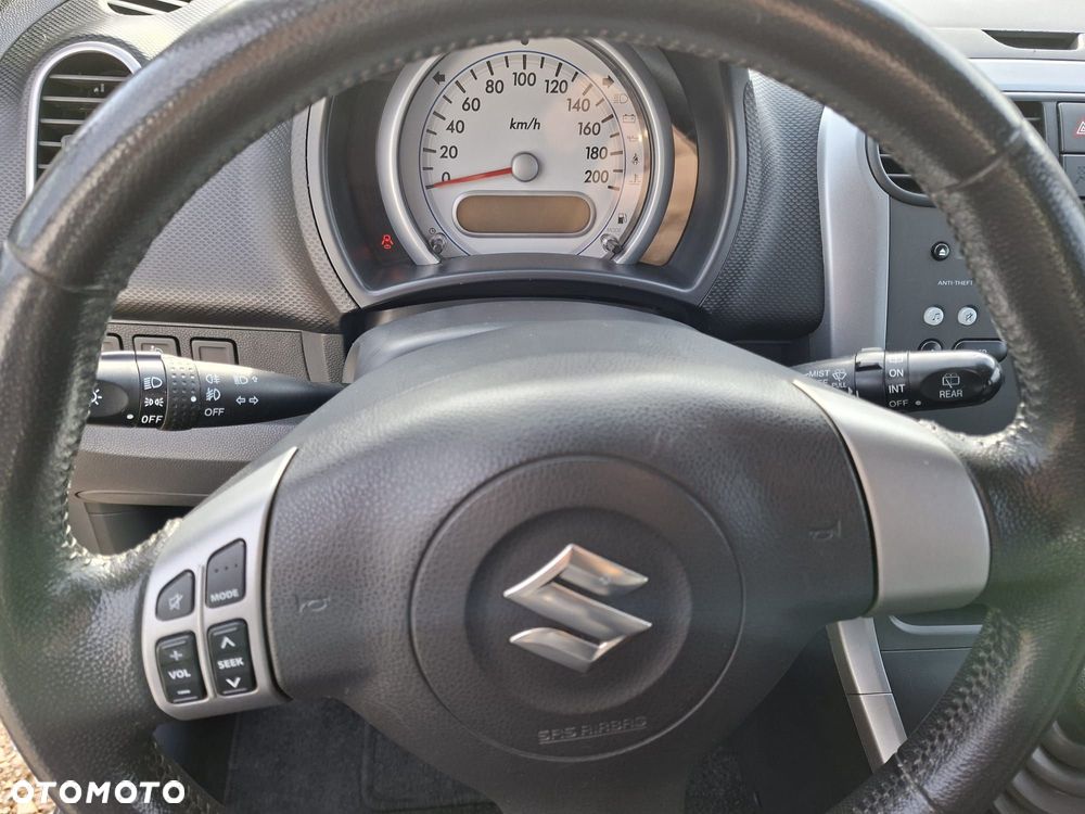 Suzuki Splash 1.2 GLX / Comfort - 21