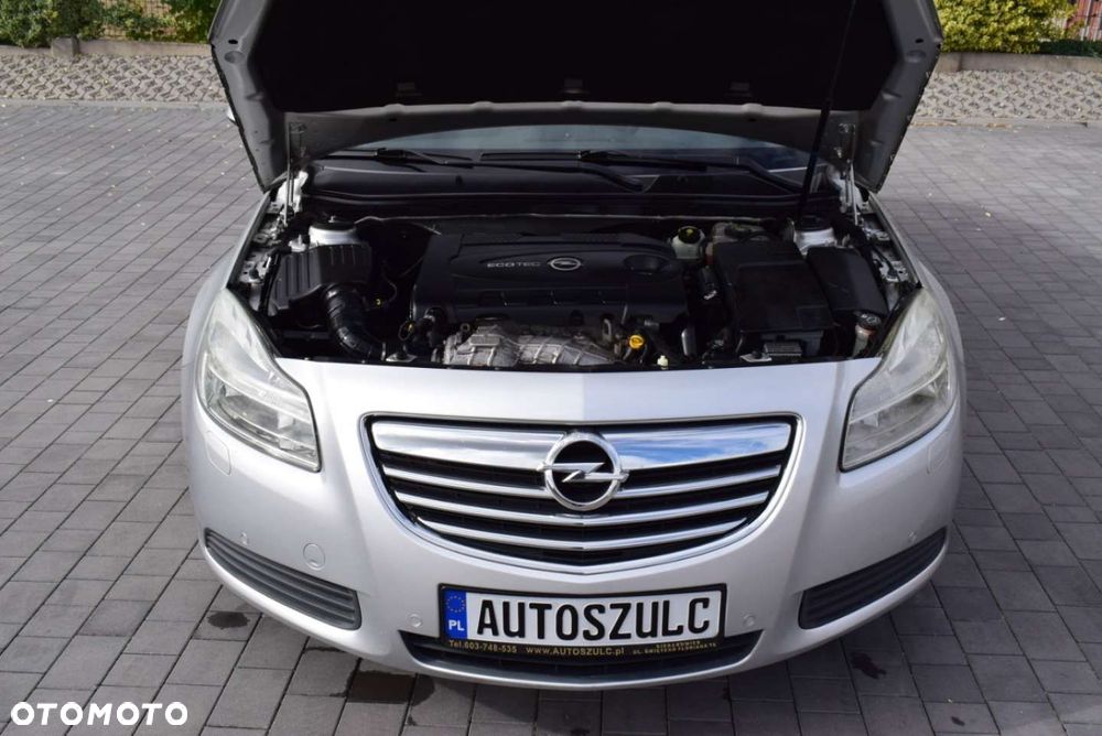 Opel Insignia - 16