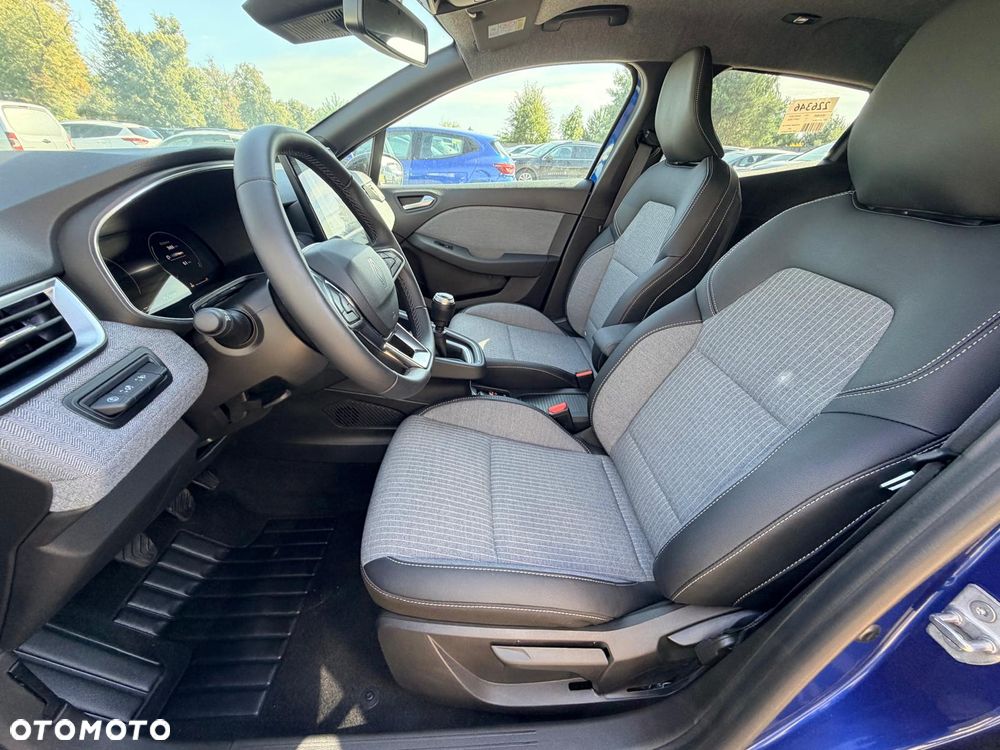 Renault Clio TCe 90 EVOLUTION - 17