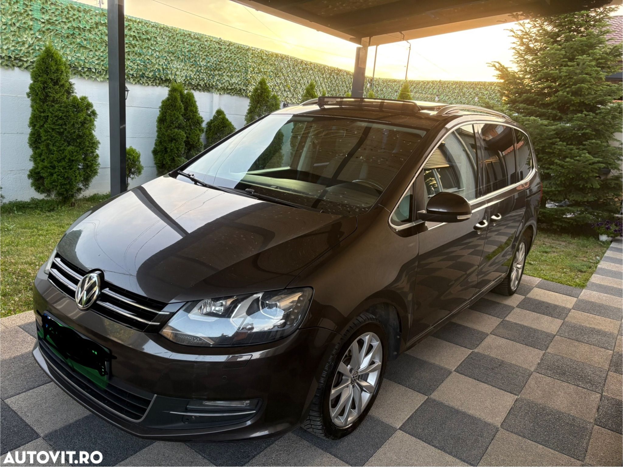 Volkswagen Sharan 2.0 TDI DSG BlueMotion Technology Highline - 1