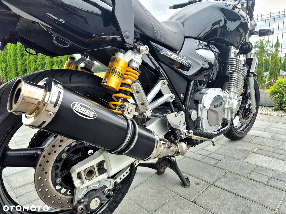 Yamaha XJR - 12